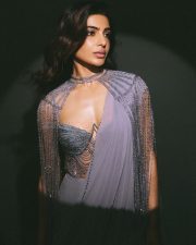 Breathtaking Samantha in a Lavender Pre Draped Saree with a Bustier Style Blouse Pictures 03