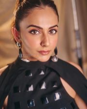 Captivating Actress Rakul Preet Singh in a Black Structured Mirror Grid Halter Top Photos 03