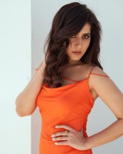 Captivating Raashi Khanna in an Orange Bodycon Dress Photos 01