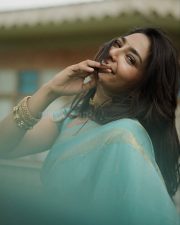 Charming Aishwarya Lekshmi in a Turquoise Traditional Silk Saree Pictures 03