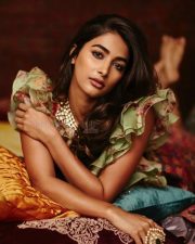 Cirkus Movie Heroine Pooja Hegde Spicy Photos