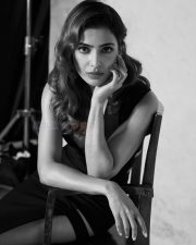 Citadel Actress Samantha Ruth Prabhu in a Black Thigh Slit Dress Photos 05 Citadel Actress Samantha Ruth Prabhu in a Black Thigh Slit Dress Photos 05