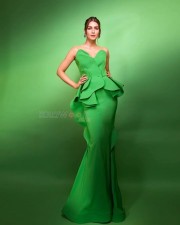 Classy Kriti Sanon in a Fouad Sarkis Green Satin Strapless Bodycon Gown Embelished with Drapes Photos 04