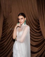 Cocktail 2 Actress Kriti Sanon in a Pearl Ivory Bralette with a High Waisted Mermaid Column Skirt and a Sheer Dupatta Photos 02