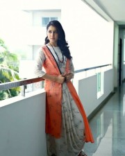 Raashii Khanna 52 Cute Actress Raashi Khanna Pictures