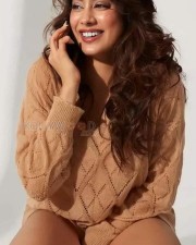 Cute Hindi Actress Janhvi Kapoor Photoshoot Pictures