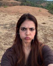 Cute Malavika Mohanan Face Selfie Photos 05