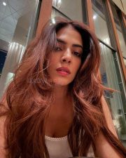 Cute Malavika Mohanan Face Selfie Photos 08