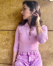 Cute Shraddha Kapoor in a Pink Ribbed Top paired with Matching Pants Pictures 02