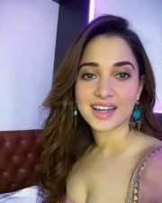 Cute Tamannaah Bhatia Face Close up Pictures 04