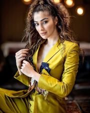 DNA Actress Raai Laxmi in a Stylish Sequin Suit Photos 04