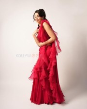 Dazzling Actress Nora Fatehi in a Ruffled Saree Photos 04