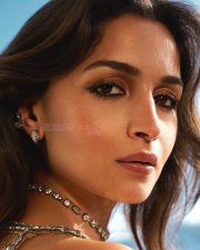 Dazzling Alia Bhatt in a Gucci Saree at Cannes Closing Ceremony Pictures 01