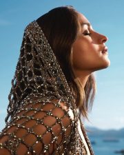 Dazzling Alia Bhatt in a Gucci Saree at Cannes Closing Ceremony Pictures 03