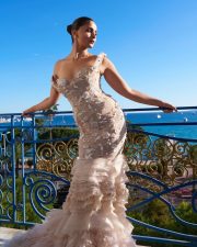 Dazzling Alia Bhatt in an Off Shoulder Half Cream Floral Gown at Cannes 2025 Photos 05