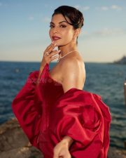 Dazzling Jacqueline Fernandez in a Red Corseted Couture Gown at Cannes Film Festival 2025 Photos 07