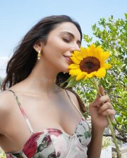 Dazzling Rakul Preet Singh in a Floral Dress Pictures 03