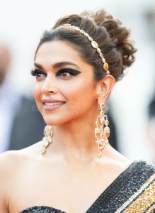 Deepika Padukone at Cannes Film Festival 2022 Pictures 12