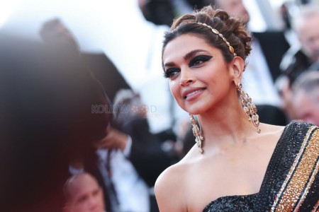 Deepika Padukone at Cannes Film Festival 2022 Pictures 26