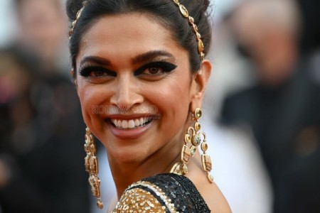 Deepika Padukone at Cannes Film Festival 2022 Pictures 28