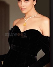 Deepika Padukone in a Black Off Shoulder Dress Photos 02