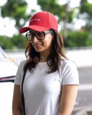 Delightful Actress Shraddha Kapoor in a White Crew Neck T Shirt Red Dog Mom Baseball Cap Black Glasses Photos 01 Delightful Actress Shraddha Kapoor in a White Crew Neck T Shirt Red Dog Mom Baseball Cap Black Glasses Photos 01