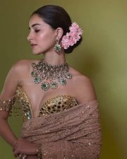Demure Ananya Panday in a Vintage Mirror Embroidered Golden Beige Saree with a Strapless Corset Blouse Photos 05 Demure Ananya Panday in a Vintage Mirror Embroidered Golden Beige Saree with a Strapless Corset Blouse Photos 05