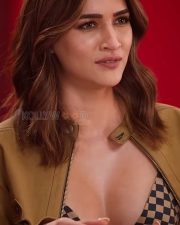 Desirable Kriti Sanon in a Brown and Black Checkered Bralette Pictures 05
