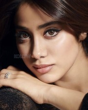 Devara Actress Janhvi Kapoor Cute Picture 01