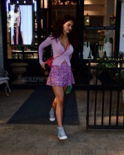 Disha Patani Stepping Out of a Cafe Photo 01