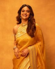 Diwali Beauty Keerthy Suresh in a Golden Yellow Saree Pictures 02 Diwali Beauty Keerthy Suresh in a Golden Yellow Saree Pictures 02