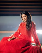 Driver Jamuna Heroine Aishwarya Rajesh Photoshoot Stills 04