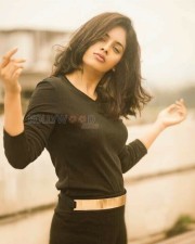 Nandita Swetha Latest Hot Photos HD Stills Ekkadiki Pothavu Chinnavada Movie Images Ekkadiki Pothavu Chinnavada Heroine Nandita Swetha Pictures