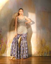 Elegant Actress Aditi Rao Hydari in a Silver Embroidered Kurti Photos 03