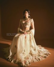 Elegant Actress Janhvi Kapoor in an Ivory Floral Lehenga Photos 02