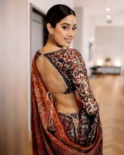 Elegant Janhvi Kapoor in a Beautiful Resham Saree with a Backless Full Sleeve Blouse Photos 01