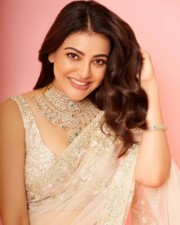 Elegant Kajal Aggarwal in a White Saree Pictures 03