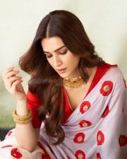 Elegant Kriti Sanon in a Red and White Floral Saree Photos 07