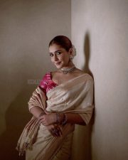 Elegant Raashi Khanna in a Gold Saree with Red Blouse Photos 03