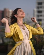 Elegant Rakul Preet Singh in a Grey Dress with a Yellow Jacket Photos 01 Elegant Rakul Preet Singh in a Grey Dress with a Yellow Jacket Photos 01