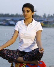 En Aaloda Seruppa Kaanom Heroine Anandhi Pictures