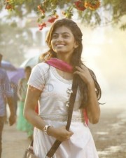 En Aaloda Seruppa Kaanom Movie Heroine Anandhi Pictures
