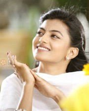 Enakku Innoru Per Irukku Movie Heroine Anandhi Pictures