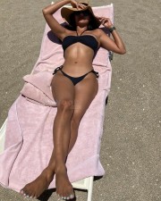 Esha Gupta 6 Esha Gupta Hot Bikini Pictures
