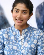 Sai Pallavi 48 Fida Heroine Sai Pallavi Interview Photos
