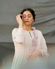 Flashback Heroine Regina Cassandra Photos 01