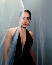 Glam Doll Raashi Khanna in a Black Sequin Cocktail Gown Photos 06