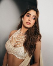 Glamorous Janhvi Kapoor in a White Pearl Saree with a Bralette Top with Plunging Neckline Photos 01