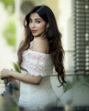 Glamorous Parvati Nair Photoshoot Pictures 01