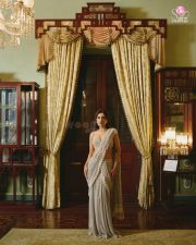 Glamorous Raashi Khanna in a Powder Grey Chandelier Pearl Drop Saree with a Sleeveless Bralette Blouse Pictures 06